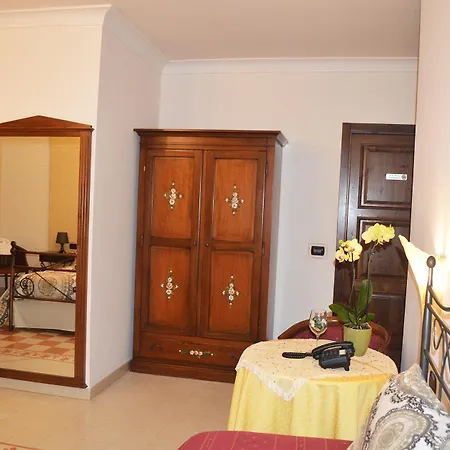 Palazzo Krataiis Hotel 4*