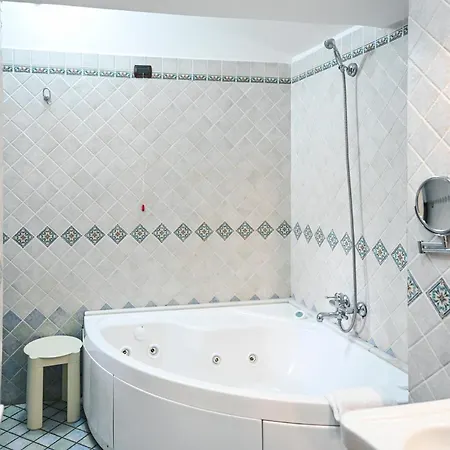 Palazzo Krataiis 4*