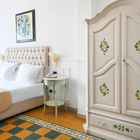 Palazzo Krataiis Hotel 4*