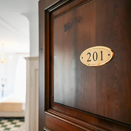 Hotel Palazzo Krataiis 4*