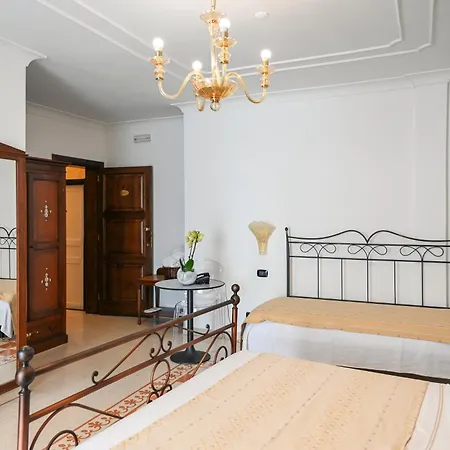 Hotel Palazzo Krataiis 4*